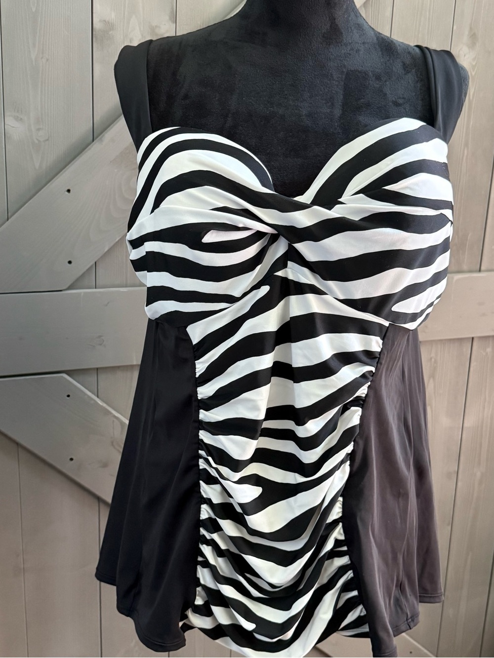 Lane Bryant Zebra Print Swim Top – Size 42DDD